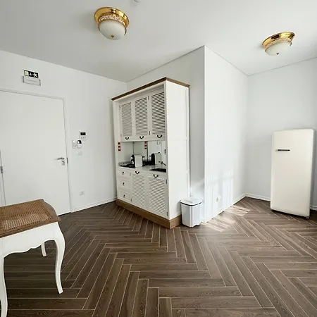 Ocean View Apartment *